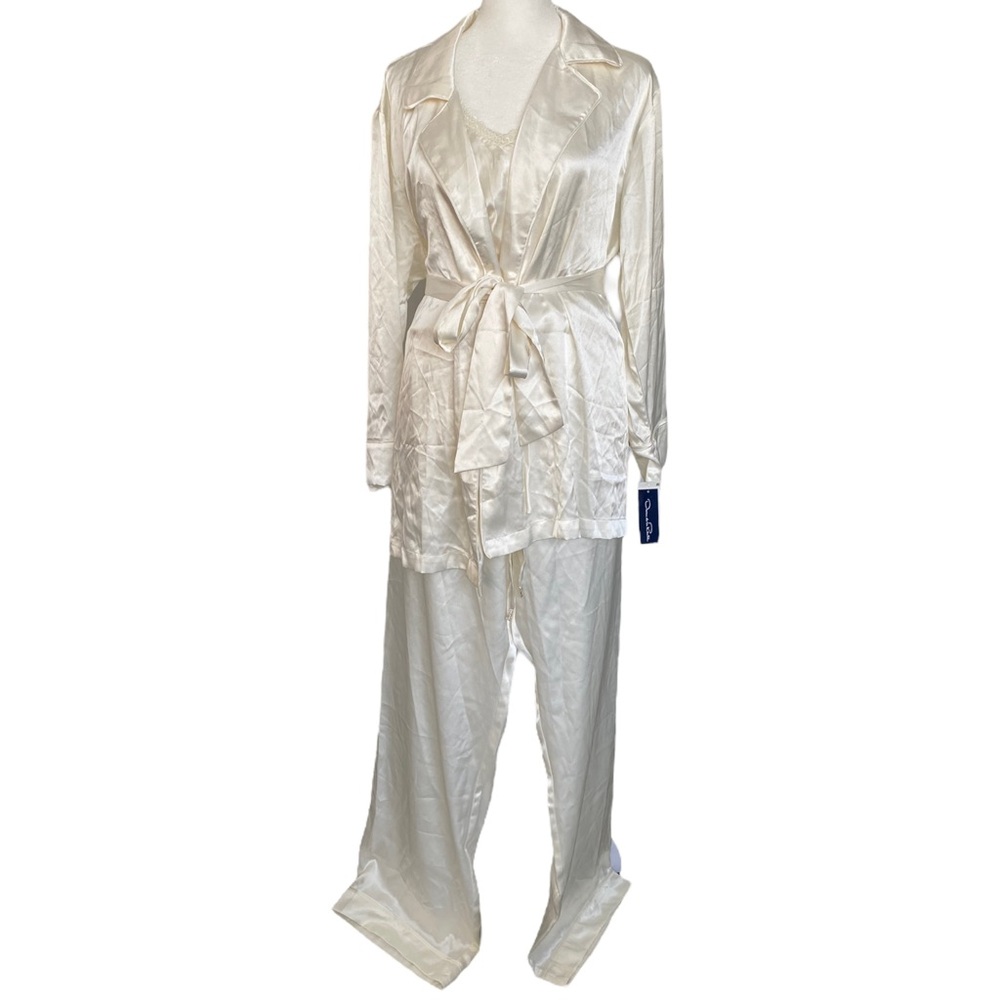 Oscar De La Renta 3pc Sleepwear Pajama Set